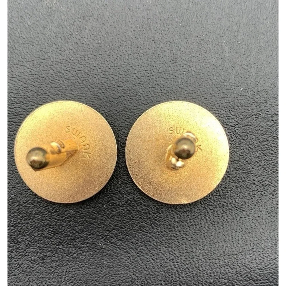Vintage Swank Gold Tone And Matte Black Round Classic Cufflinks Signed